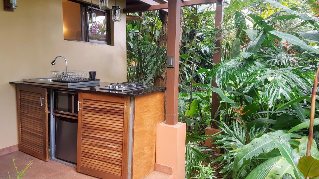 Tacacori Ecolodge Alajuela Exteriör bild